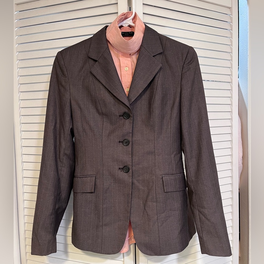 The Wellington Collection English Riding Coat, Size 0.